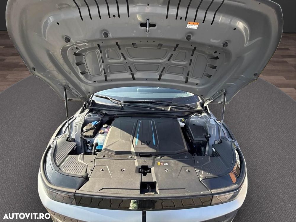 Hyundai IONIQ 77,4 kWh Dynamiq - 17