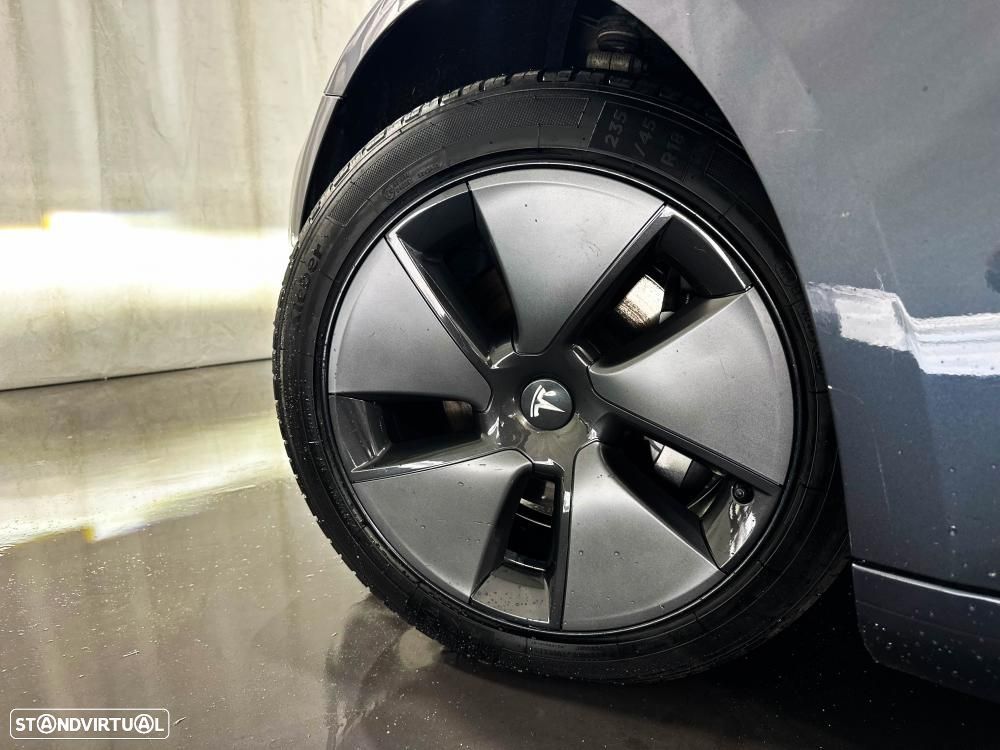 Tesla Model 3 Long Range AWD Dual Motor - 52