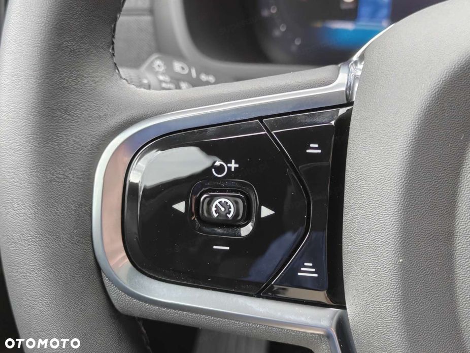 Volvo XC 90 B5 B AWD Ultra Black Edition 7os - 12