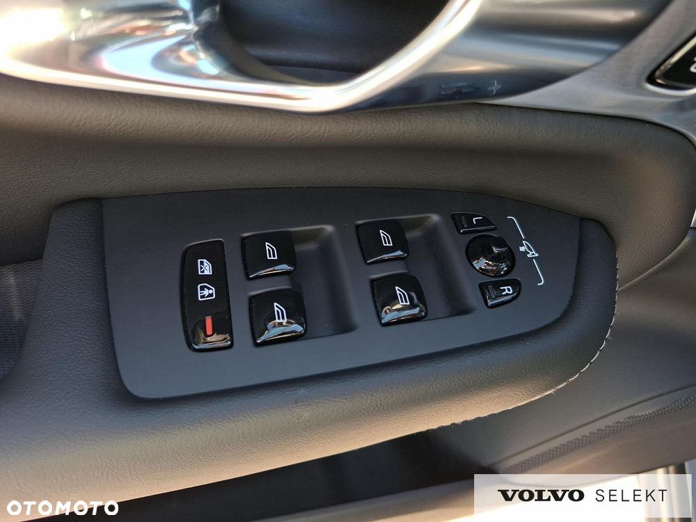 Volvo XC 90 - 18