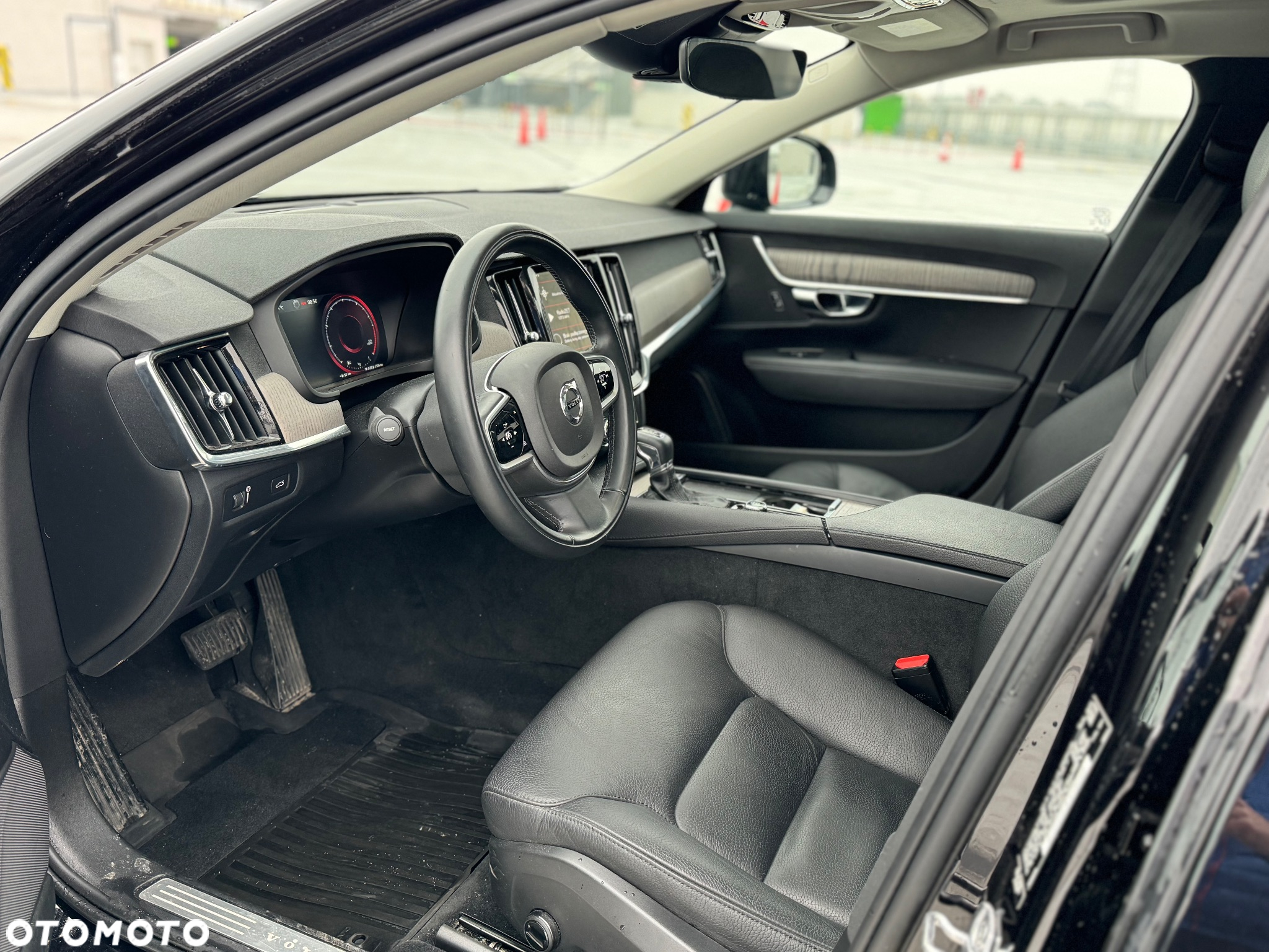 Volvo V90 Cross Country T6 AWD - 6