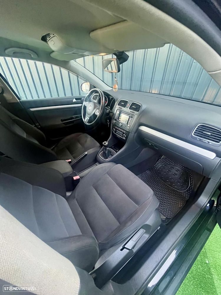 VW Golf Variant 1.6 TDi Highline - 16