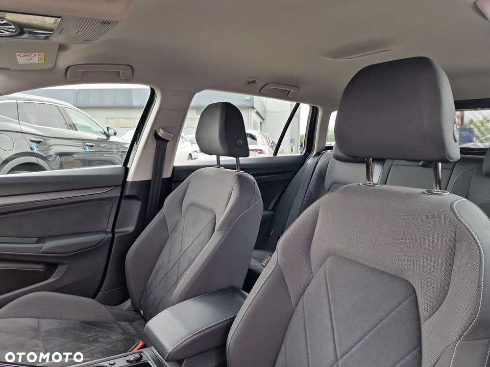 Volkswagen Golf 2.0 TDI Style DSG - 17