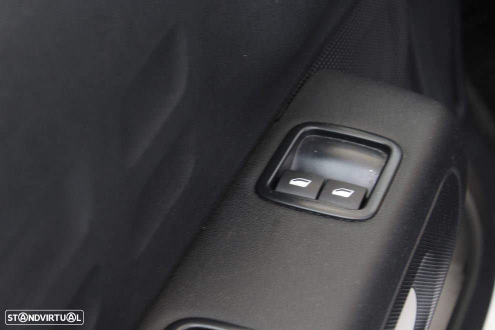 Citroën C3 1.5 BlueHDi C-Series - 23