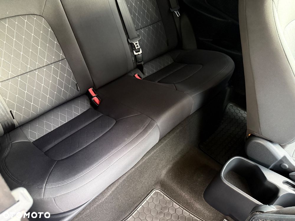 Kia Rio 1.2 Dream Team Edition - 26
