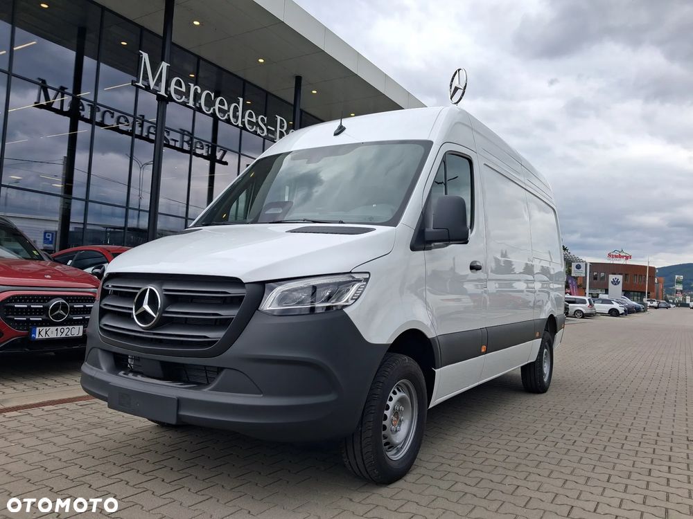Mercedes-Benz Sprinter - 1