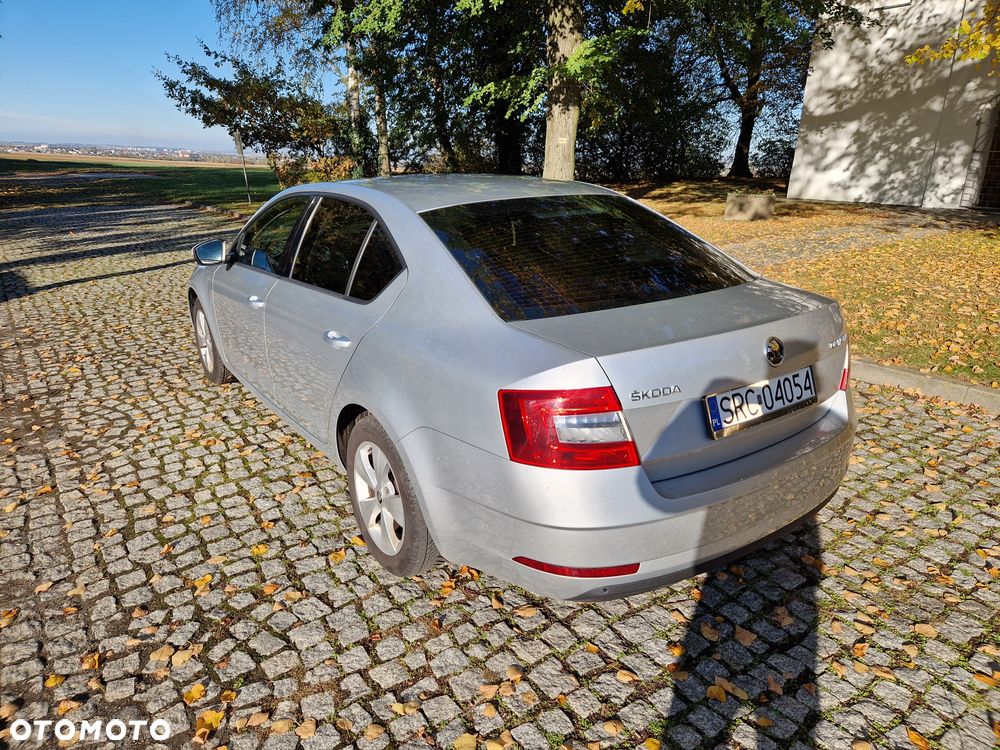 Skoda Octavia - 3