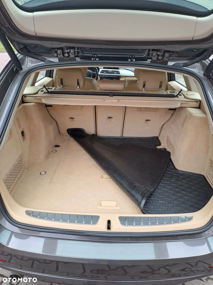 BMW Seria 3 320d - 16