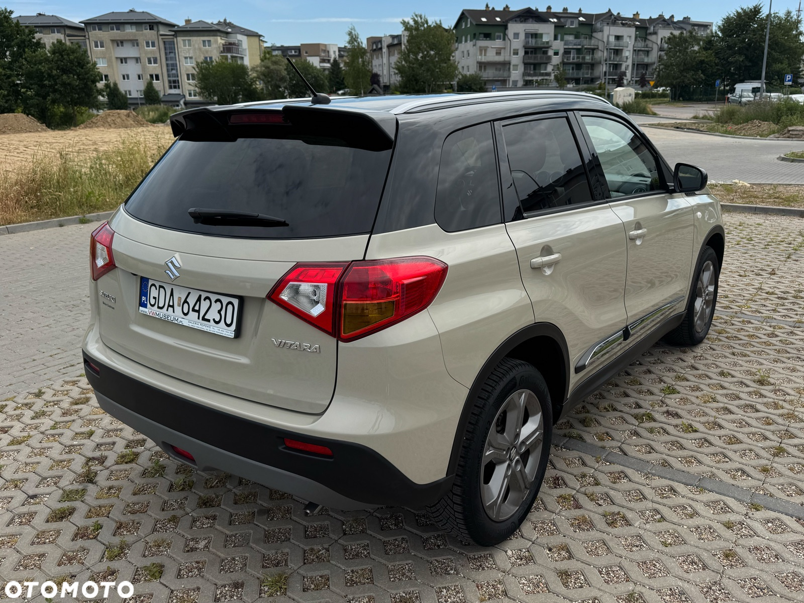 Suzuki Vitara 1.6 Premium 2WD - 6