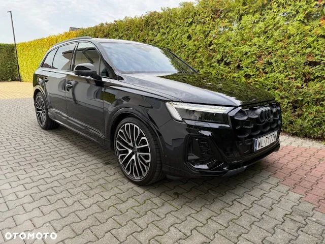 Audi Q7 - 1