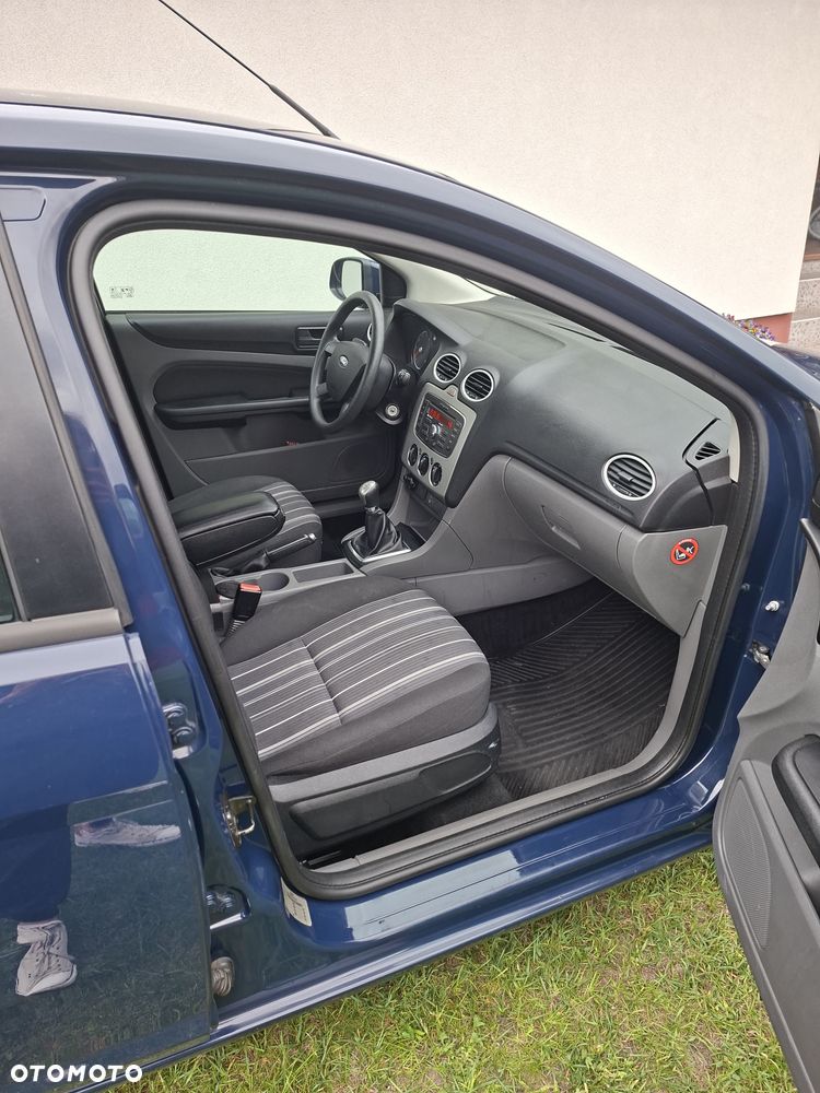 Ford Focus 1.6 Amber X - 20