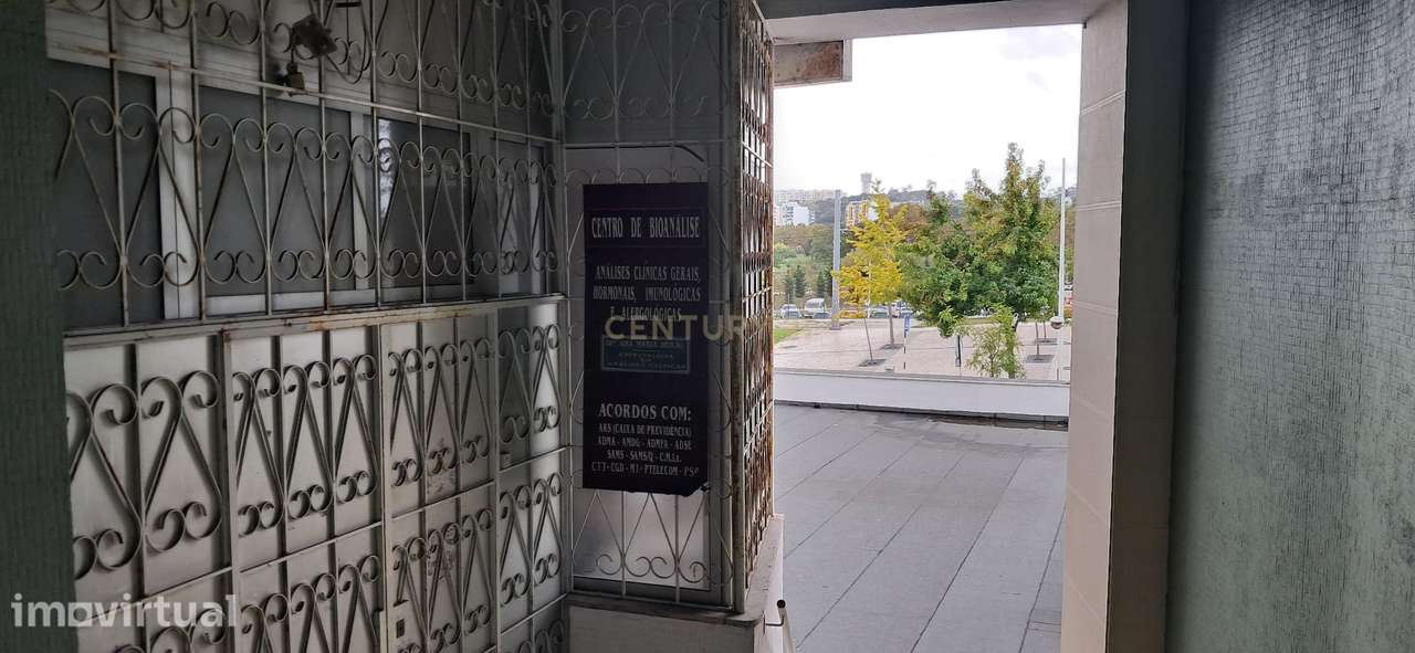 Loja com grande potencial na Praceta Henrique Caetano de Sousa – Cova - Grande imagem: 2/9