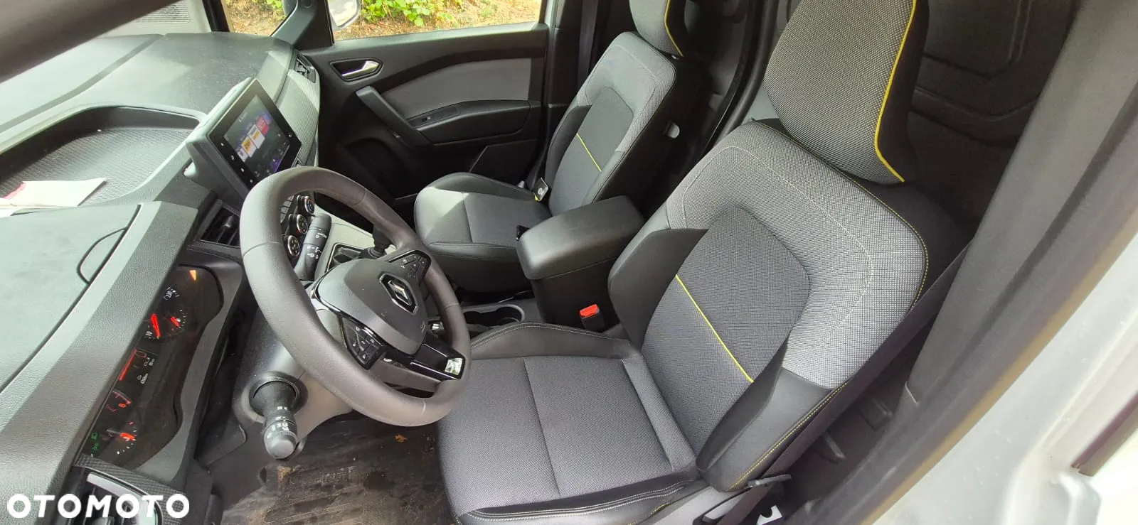 Renault KANGOO III - 19
