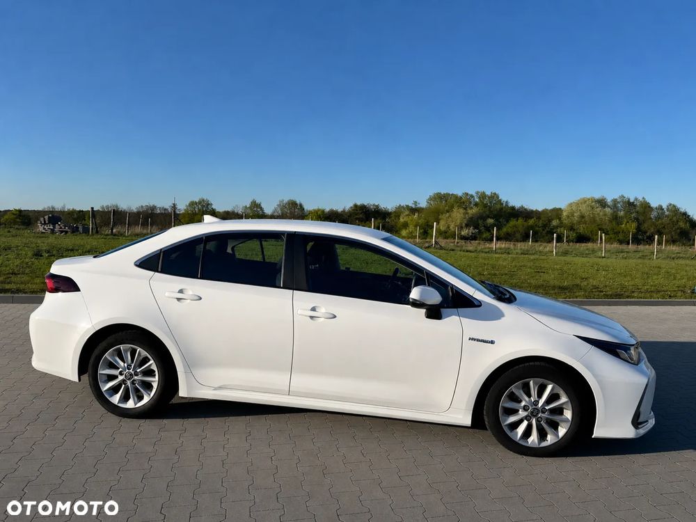 Toyota Corolla - 4