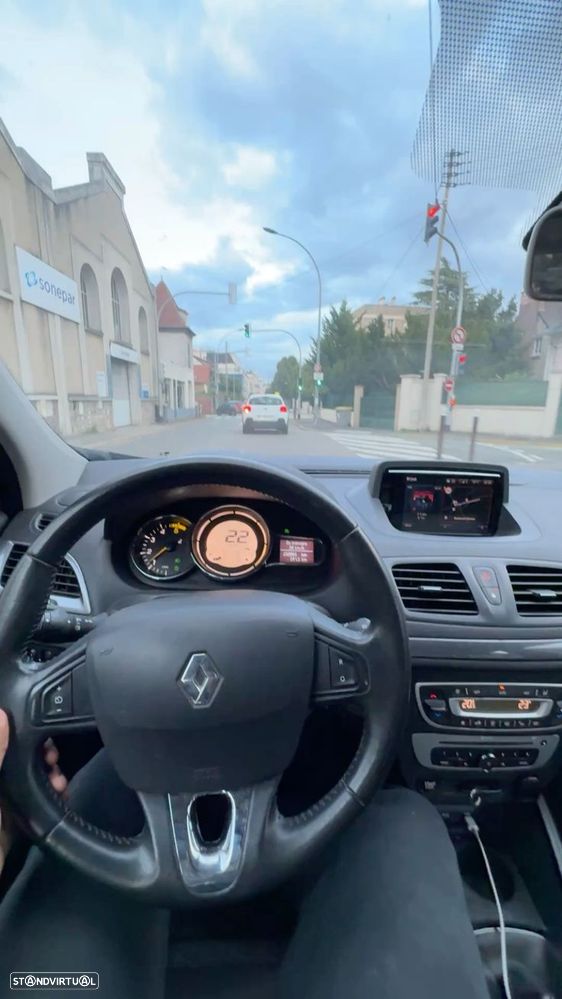 Renault Mégane 1.5 dCi Dynamique - 7