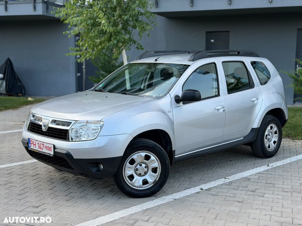 Dacia Duster 1.6 16V 4x2 Laureate - 1