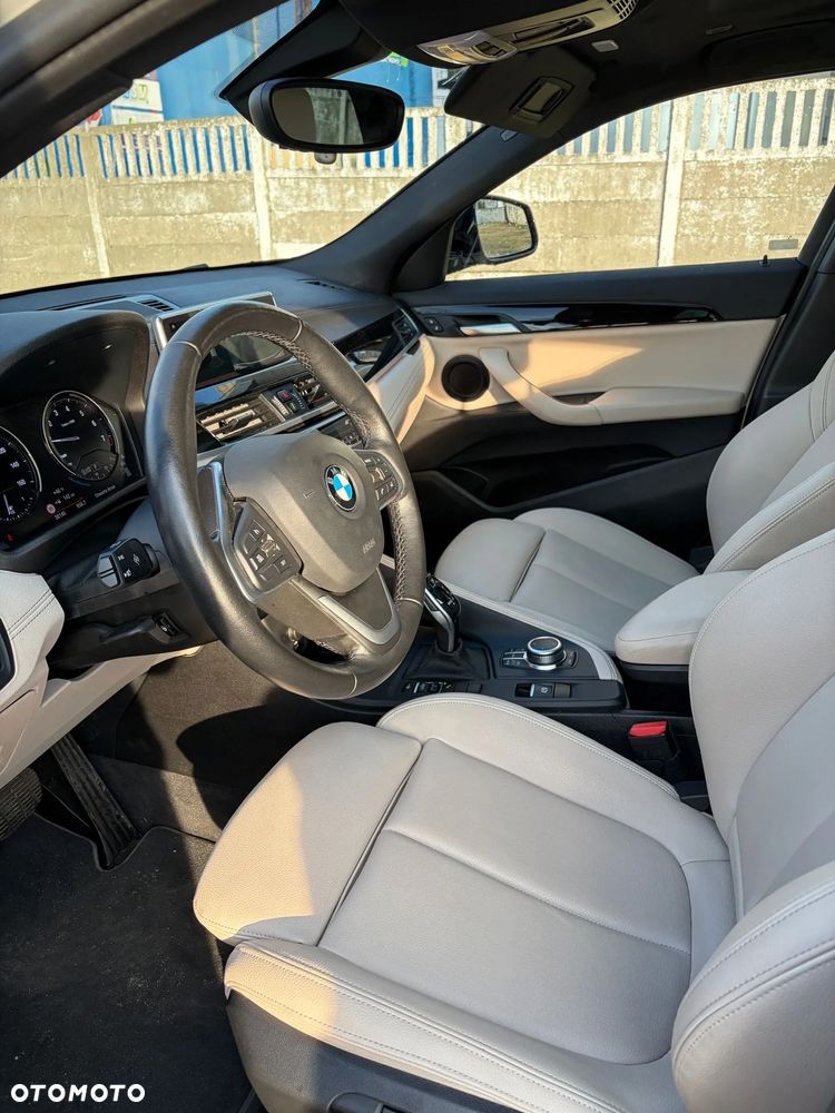 BMW X2 sDrive20i Advantage Plus - 14
