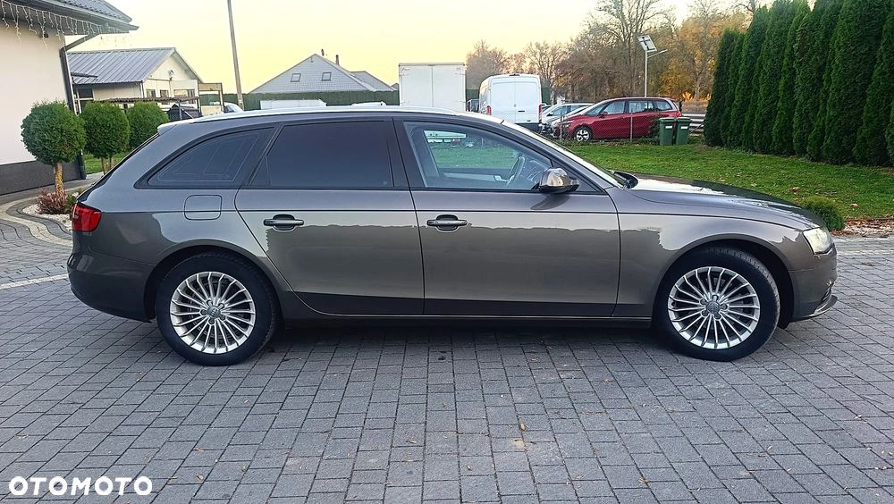 Audi A4 Avant - 8