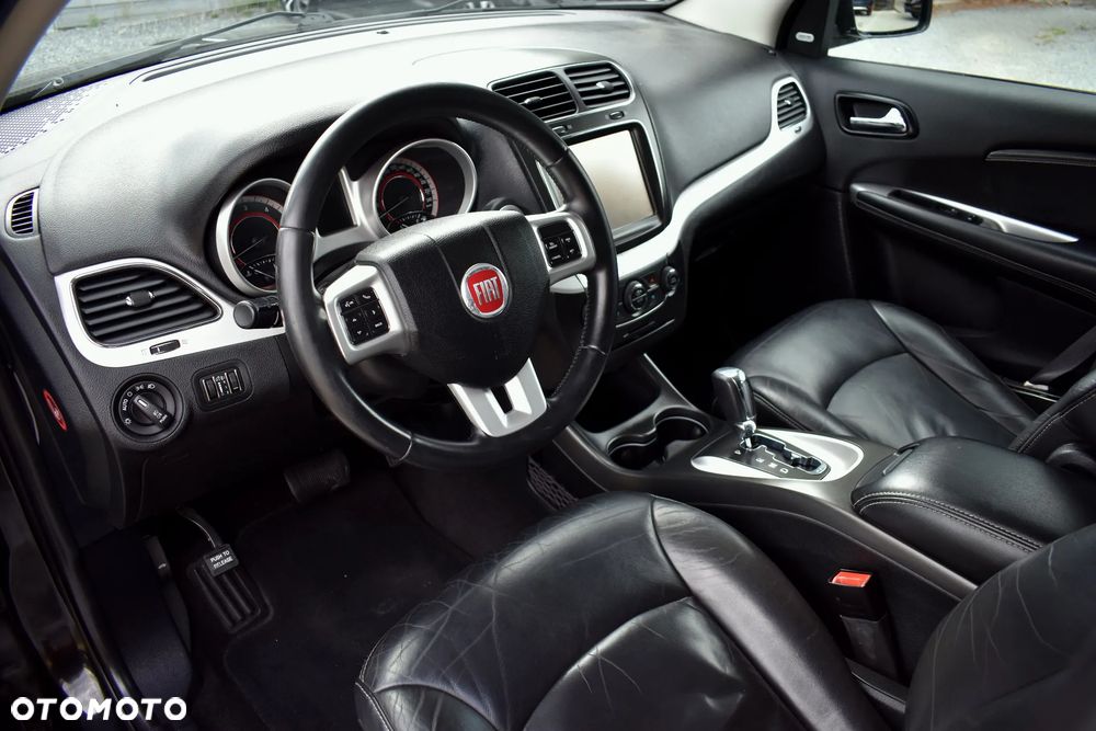 Fiat Freemont 2.0 Multijet 16V DPF Automatik Allrad Black Code - 23
