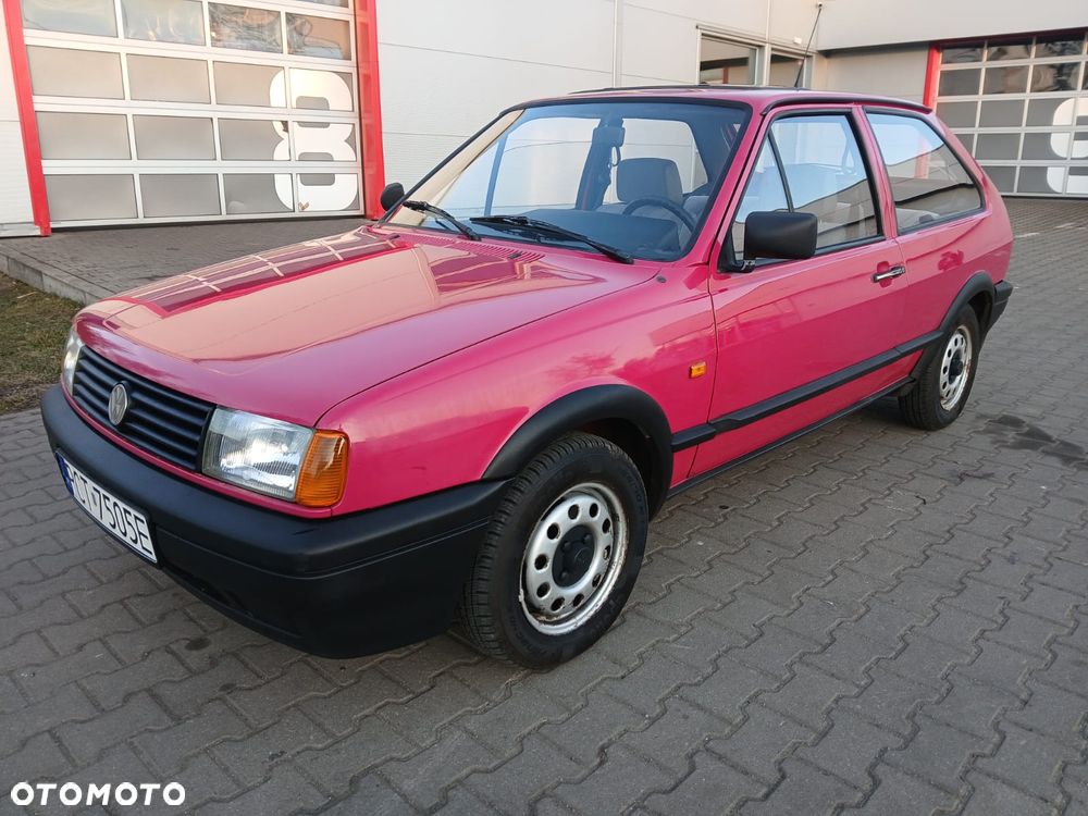 Volkswagen Polo 1.0 CL - 1