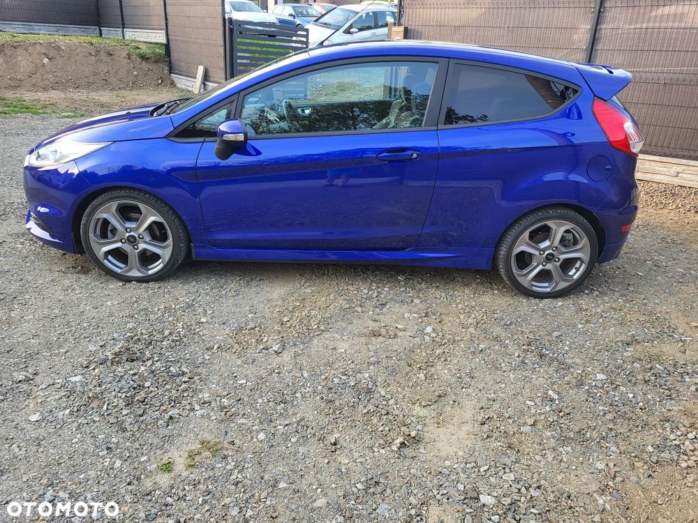 Ford Fiesta ST - 2