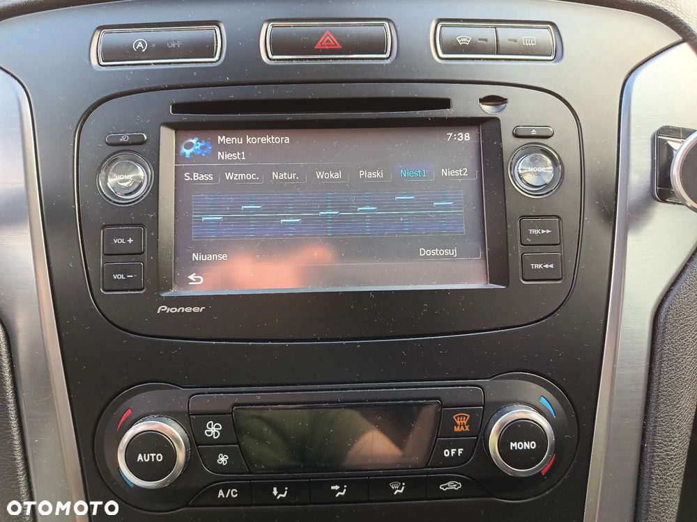 Ford Mondeo 1.6 TDCi Ambiente - 21