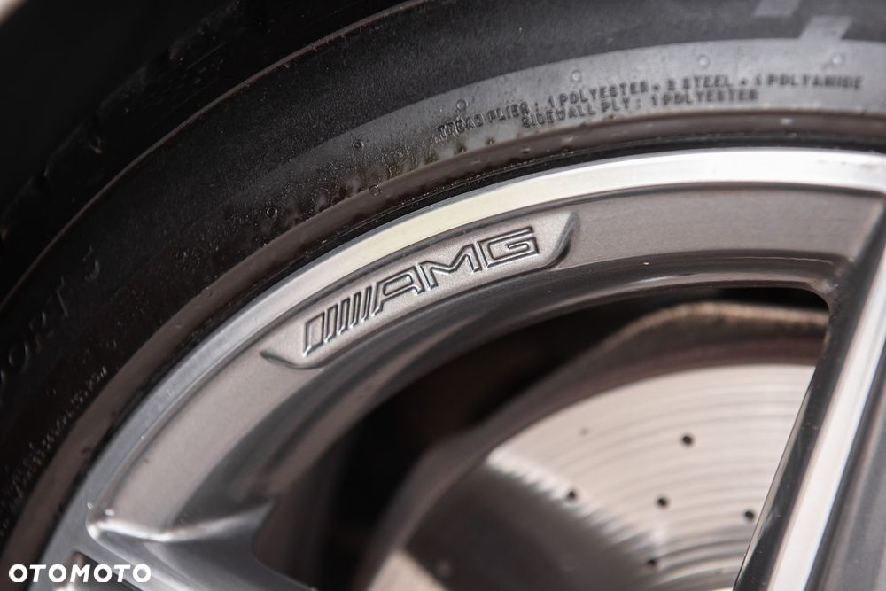 Mercedes-Benz Klasa C 400 4Matic 7G-TRONIC AMG Line - 37