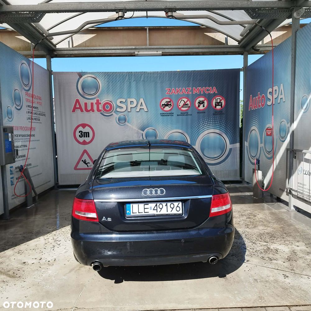 Audi A6 Limousine 2.4 - 7