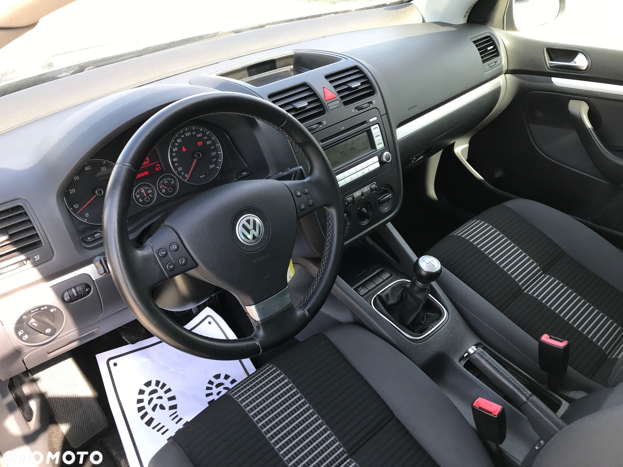 Volkswagen Golf 1.4 TSI United - 11