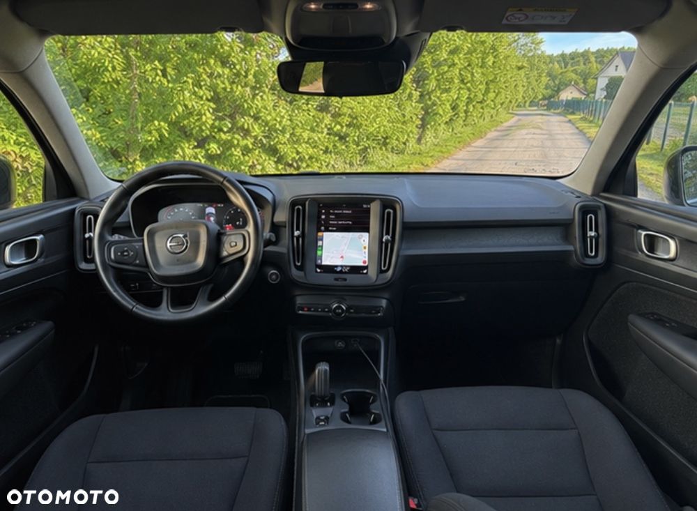 Volvo XC 40 T3 Momentum - 5