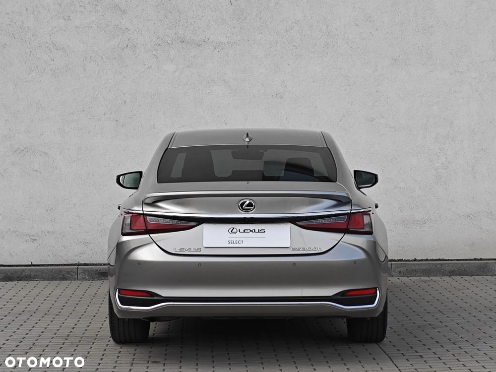 Lexus ES 300h Business Edition - 9