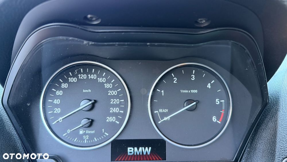 BMW Seria 1 - 38