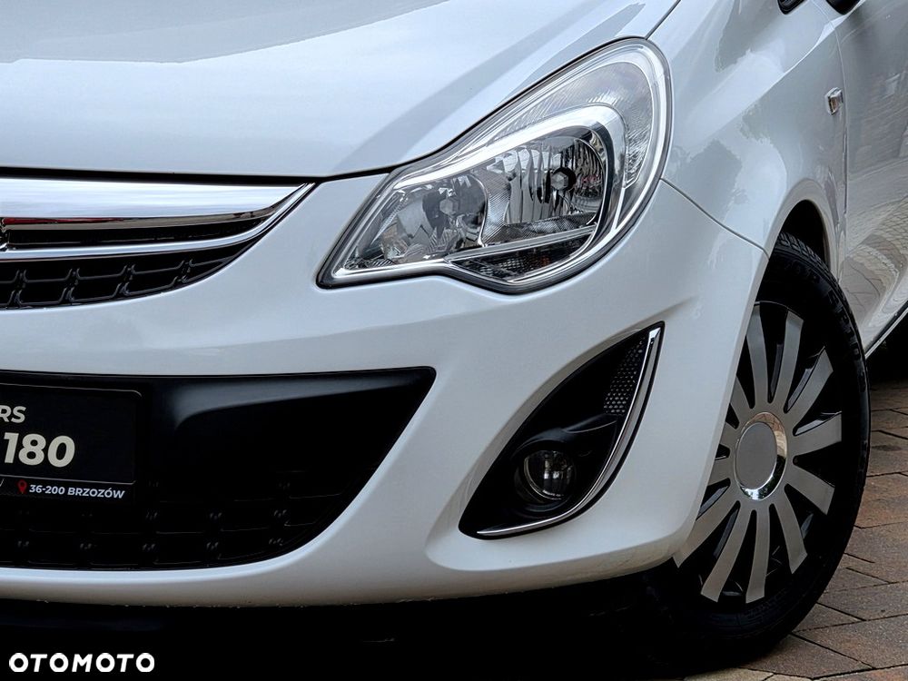 Opel Corsa 1.4 16V Color Edition - 4