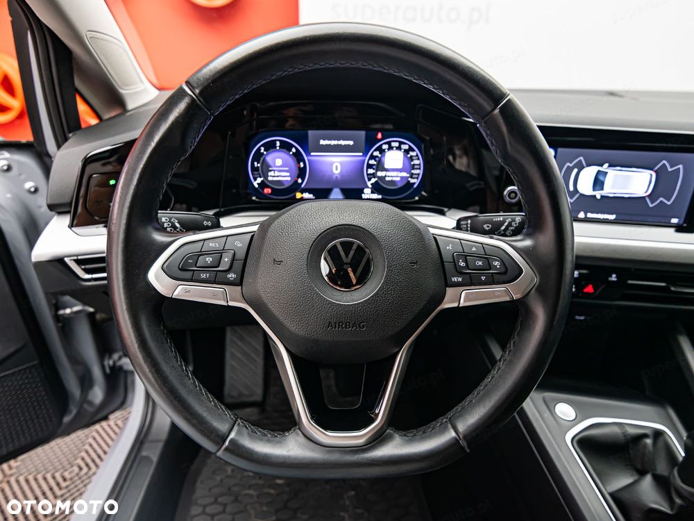 Volkswagen Golf - 12