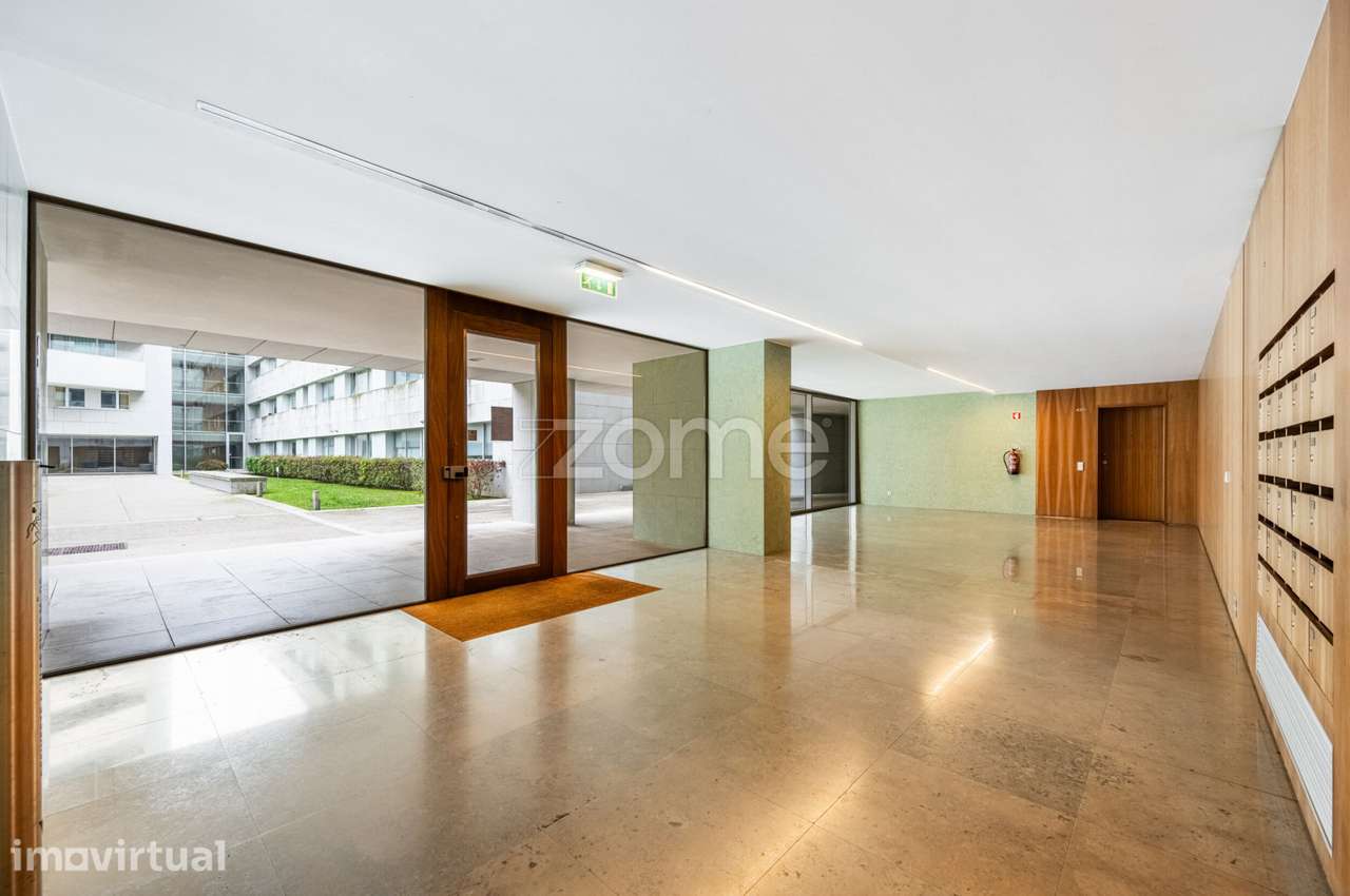 Apartamento T3 Duplex - Edifício Varandas da Venezuela - Boavista - Grande imagem: 4/27