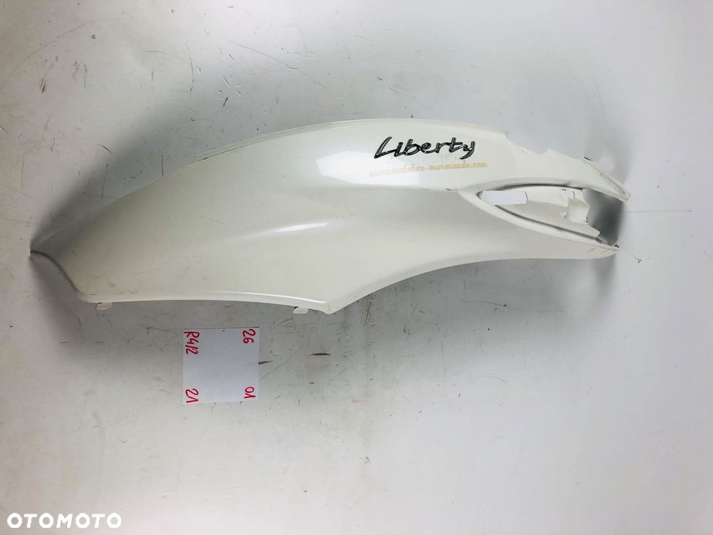 Piaggio Liberty 125 2018 ogon lewy owiewka lewa - 1