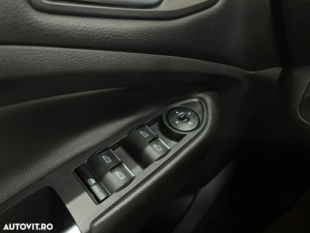 Ford Kuga 2.0 TDCi 4WD Powershift Trend - 19