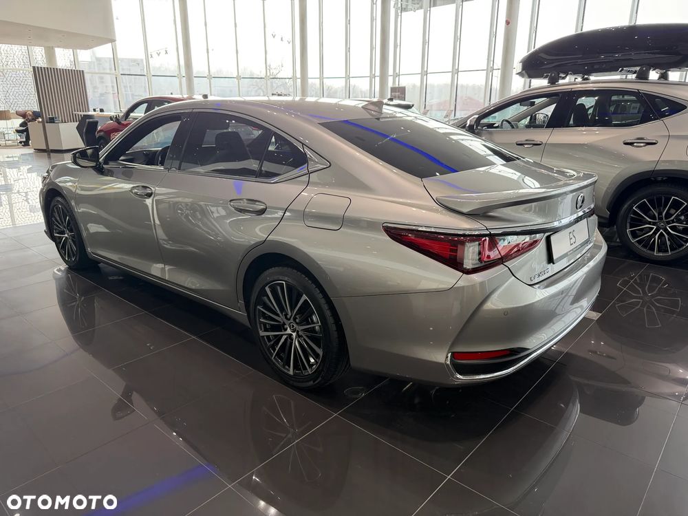 Lexus ES 300h Prestige - 4