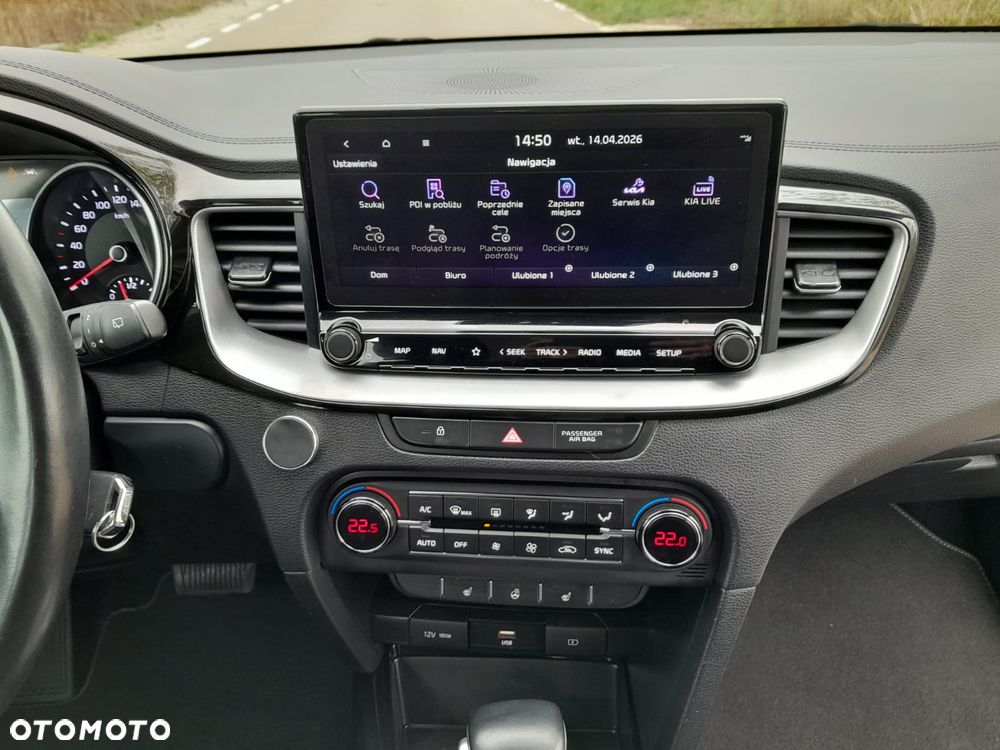 Kia Ceed - 9