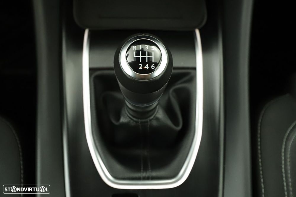 Nissan Qashqai 1.3 DIG-T N-Connecta - 14