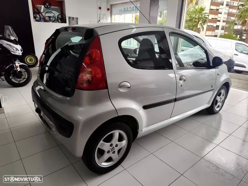 Peugeot 107 1.0 Black&Silver - 15