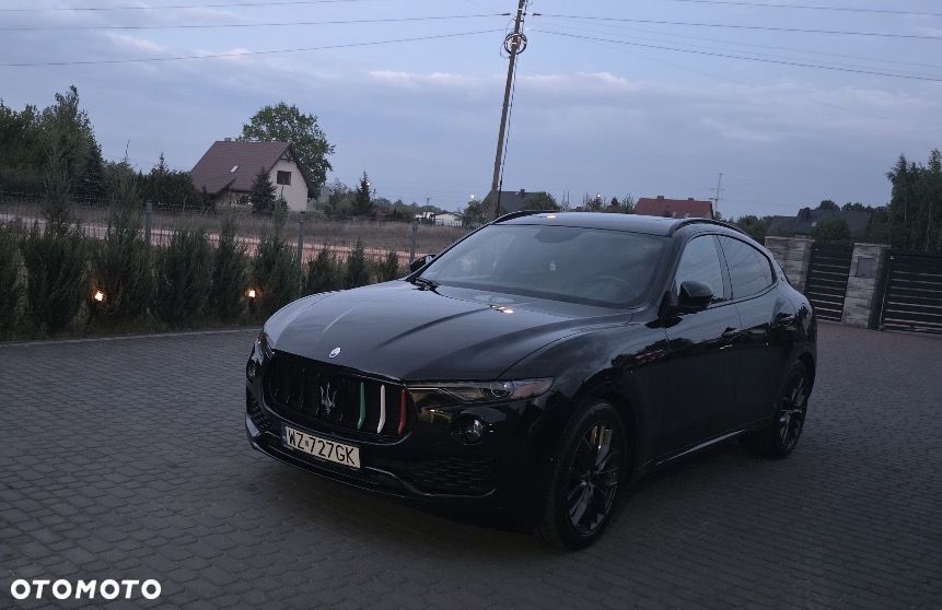Maserati Levante Q4 - 1