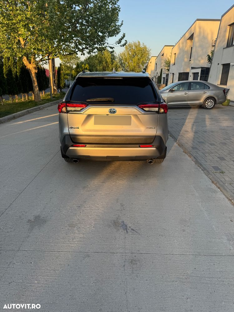 Toyota RAV4 2.5 Hybrid VVT-iE 4x4 Luxury - 4