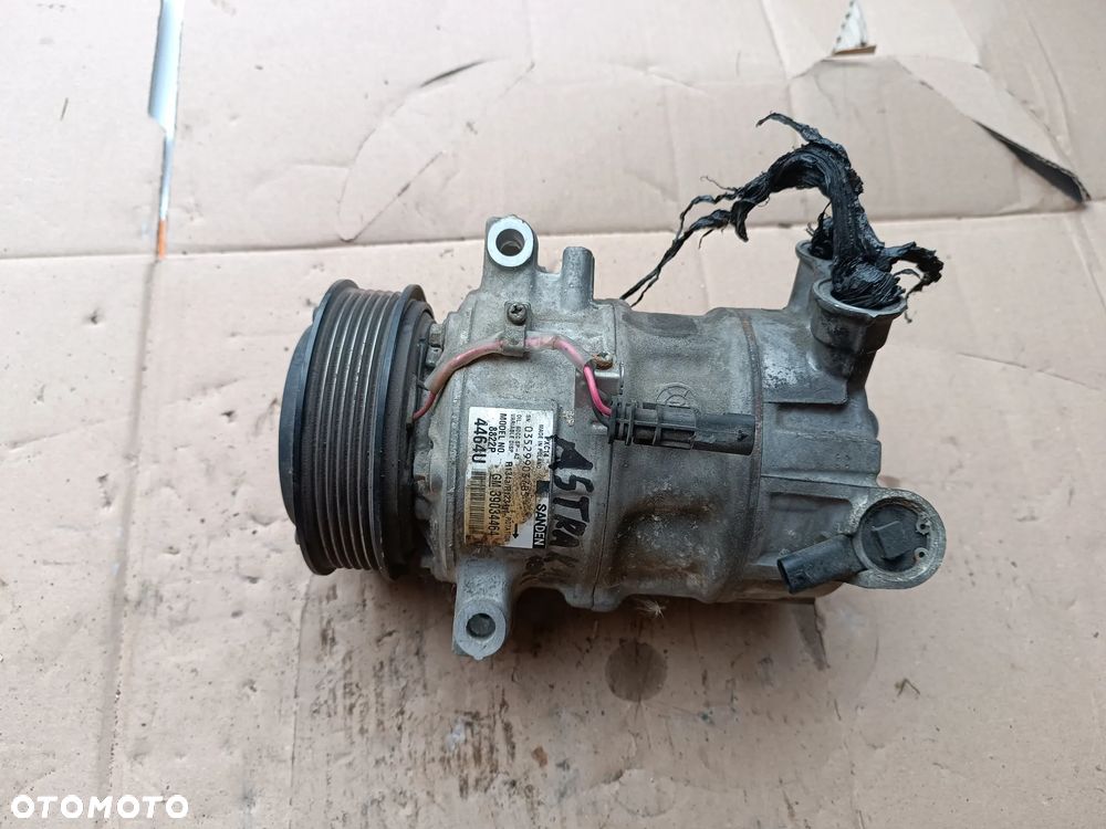 SPRĘŻARKA KOMPRESOR KLIMATYZACJI 39034464 OPEL ASTRA K - 4
