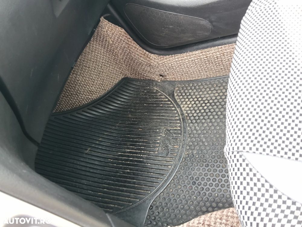 Peugeot 307 1.6HDi Confort - 8