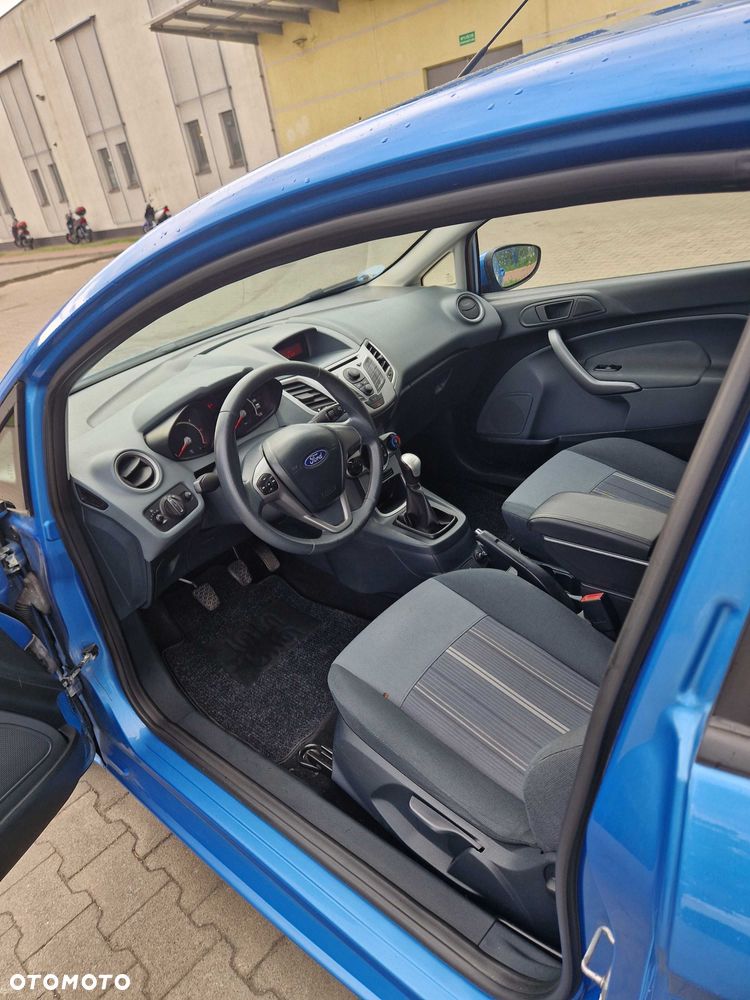 Ford Fiesta - 7