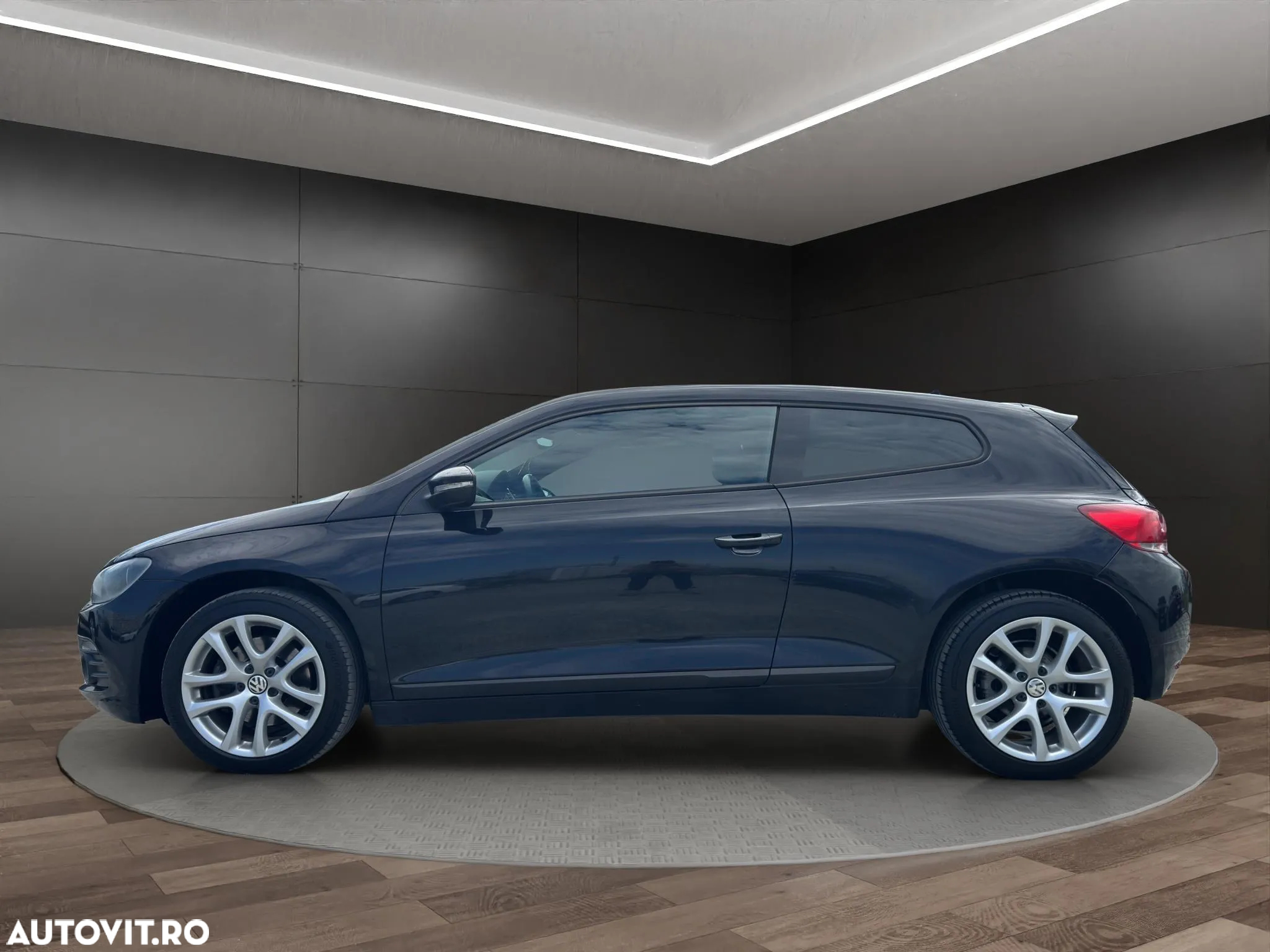 Volkswagen Scirocco 2.0 TDI DPF DSG - 18