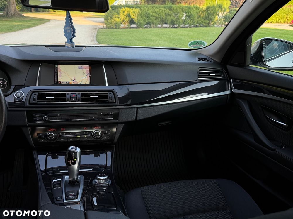 BMW Seria 5 - 16