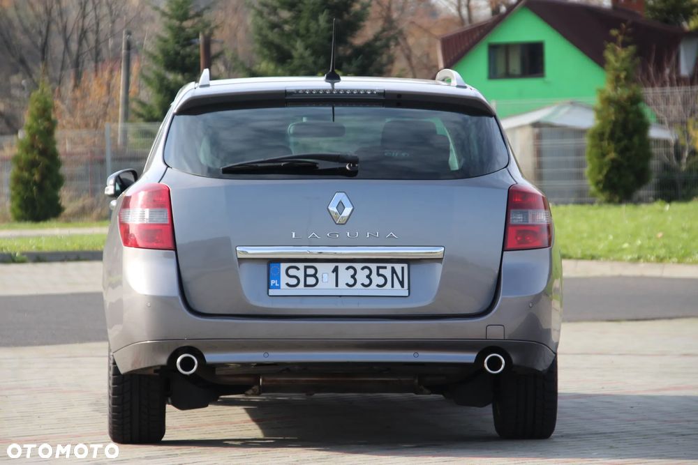 Renault Laguna dCi 150 FAP Bose - 8