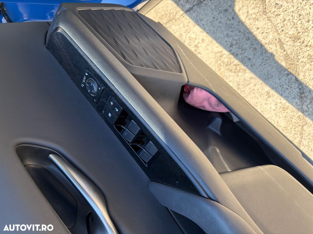 Lexus UX 300e Luxury - 23